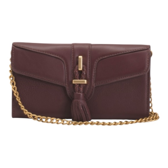 VINCE CAMUTO Leather Maecy Chain Strap Wallet NWOT - Picture 1 of 14